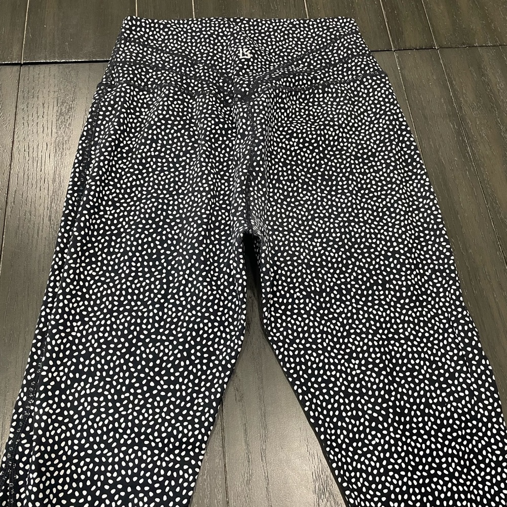 Medium BuffBunny Bossy Legacy Legging